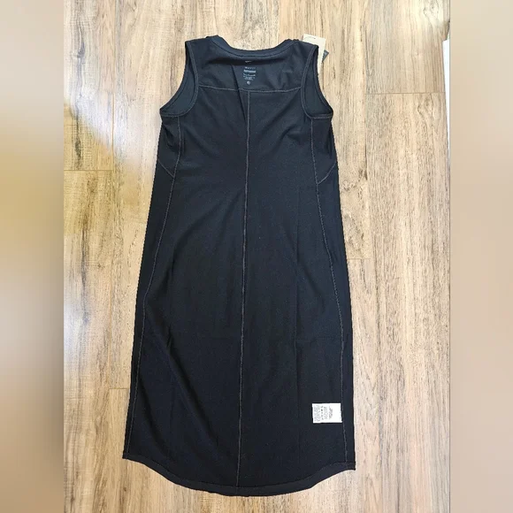 Nike (M)Women's Dri-FIT Slim-Fit Knit Dress(Maternity) - Picture 11 of 14